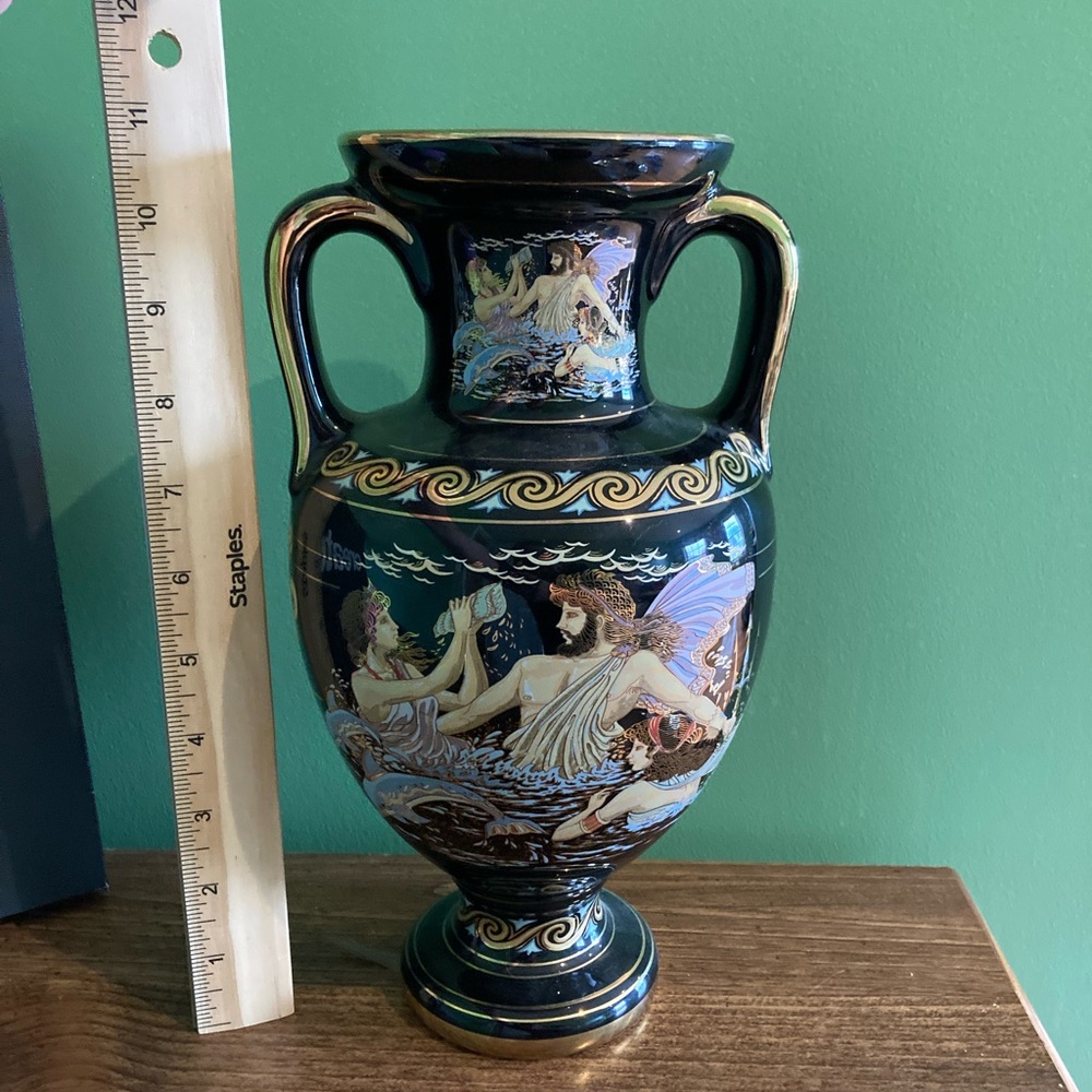 KE Keramos Strigos Vintage 24k Gold and Ceramic Vase